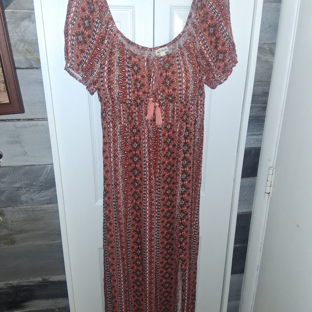 Derek Heart Coral and White Boho Maxi Dress - Picture 3 of 4